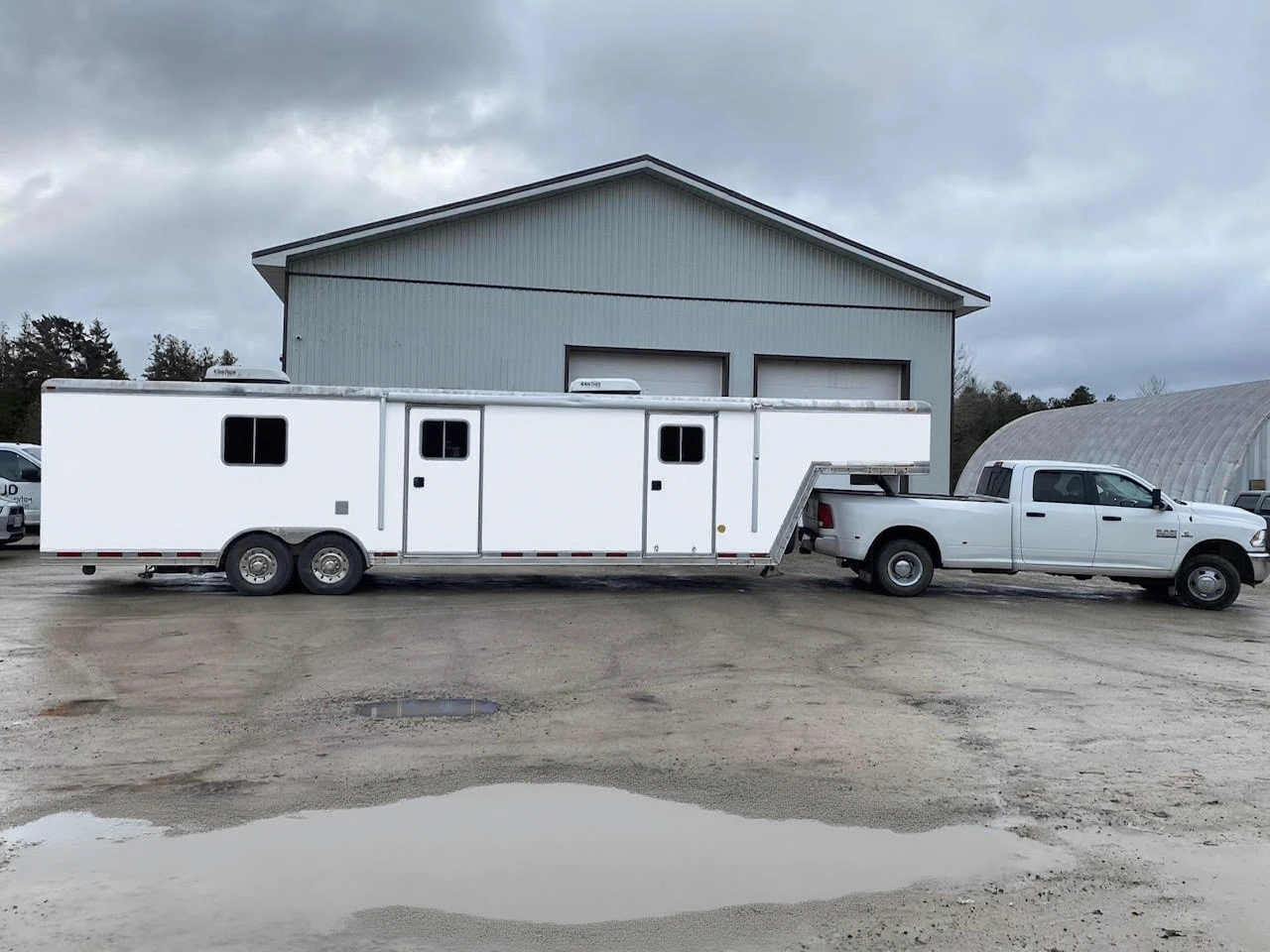 The mobile veterinary unit featured in GLO’s surgical-suite campaign